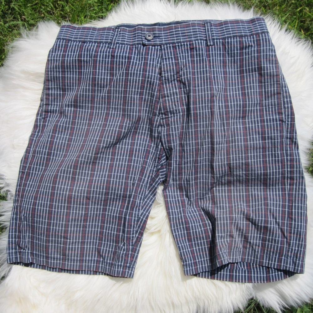 SALE!! Button fly Mens size 33 H&M striped chino shorts